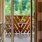 Apartament I Pokoje Goscinne U Lusi - Basen Z Podgrzewana Woda Od Czerwca Homestay