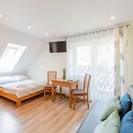 Apartament I Pokoje Goscinne U Lusi - Basen Z Podgrzewana Woda Od Czerwca *