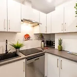 Apartament I Pokoje Goscinne U Lusi - Basen Z Podgrzewana Woda Od Czerwca