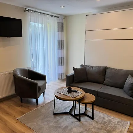 I Goscinne U Lusi - Szkolka Narciarska Obok * Wisła