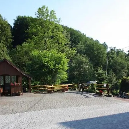 I Goscinne U Lusi - Szkolka Narciarska Obok * Wisła