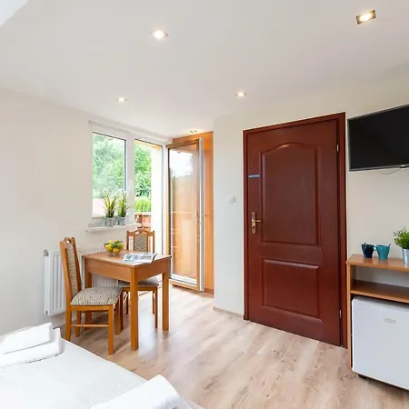 I Goscinne U Lusi - Szkolka Narciarska Obok * Wisła