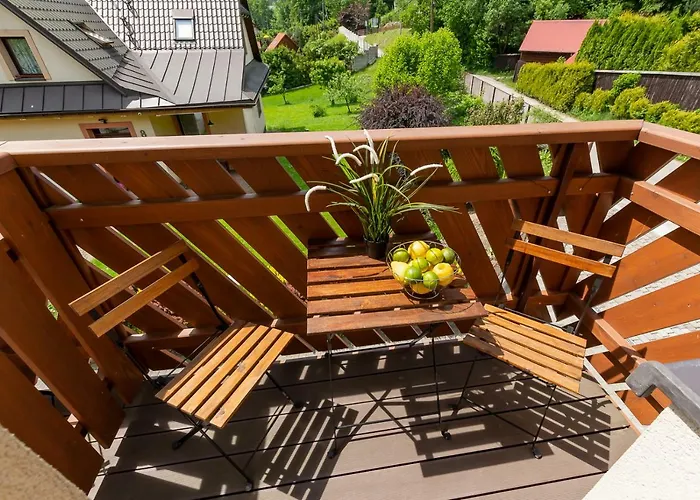 Ubytování v soukromí I Goscinne U Lusi - Szkolka Narciarska Obok