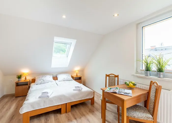 I Goscinne U Lusi - Szkolka Narciarska Obok Visla